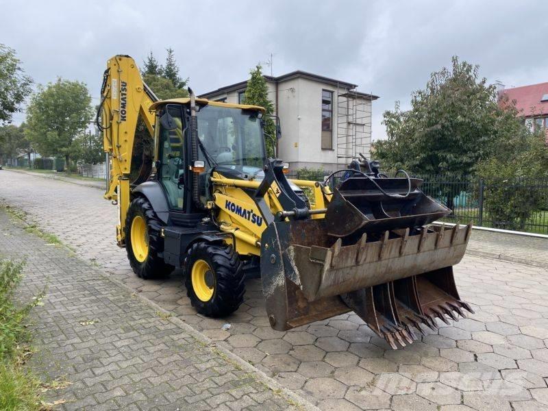 Komatsu WB 93 R-8 لوادر ذات جرافات عكسية