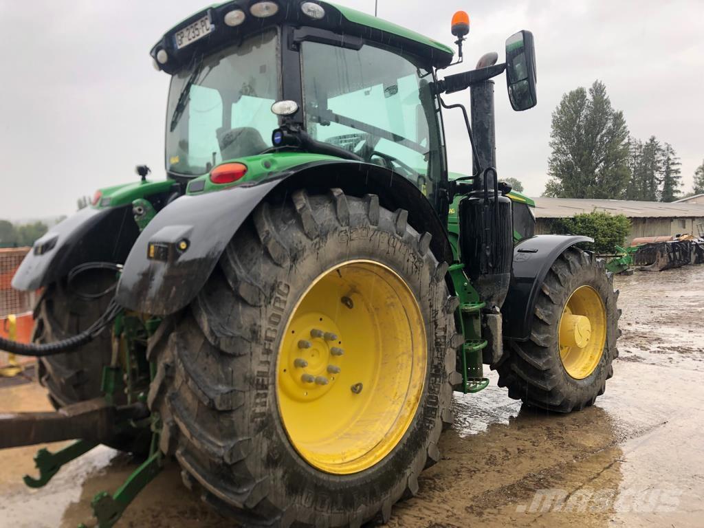 John Deere 6R 185 الجرارات