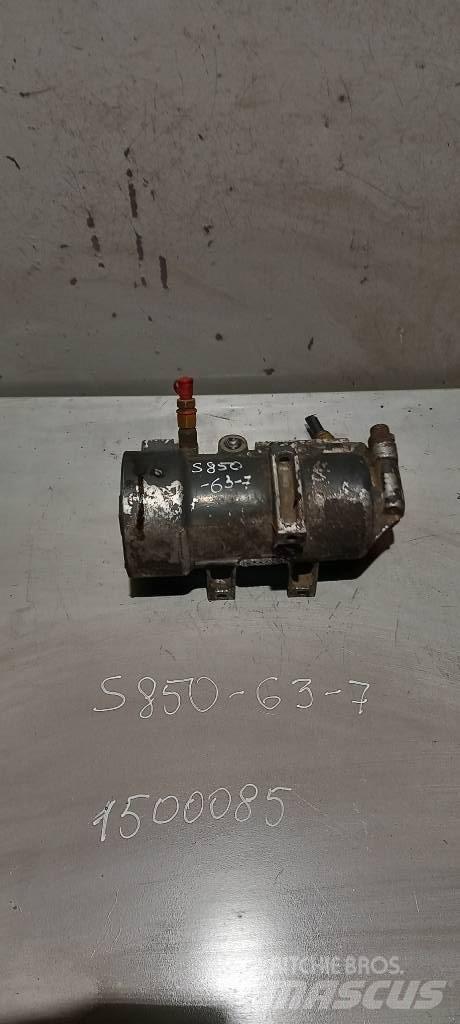 Scania R 440.    1755066 محركات