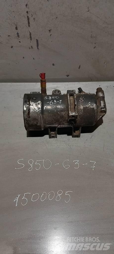 Scania R 440.    1755066 محركات
