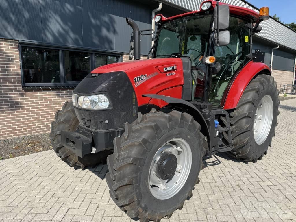 CASE Farmall 100X الجرارات