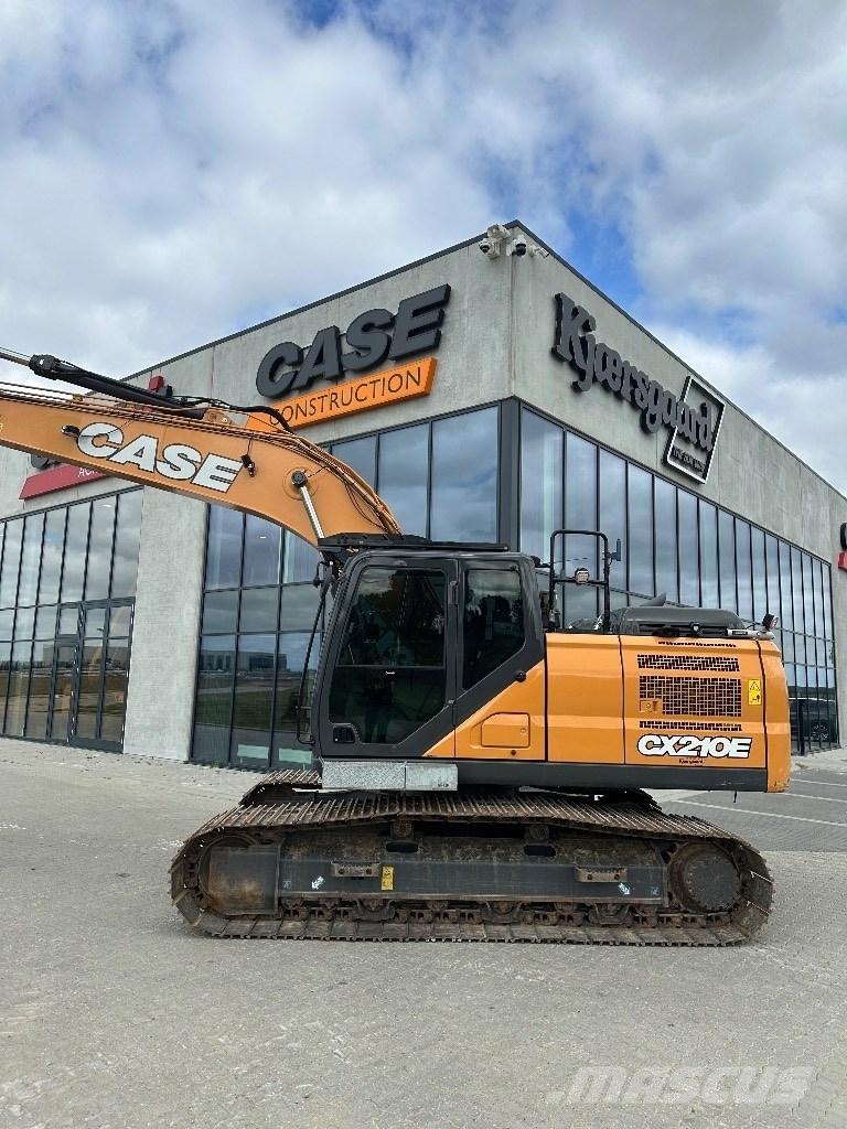 CASE CX 210 E حفارات زحافة