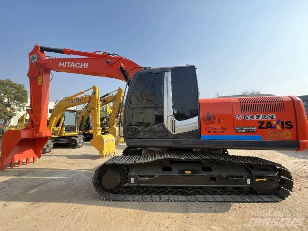 Hitachi ZX 200-3 G حفارات زحافة