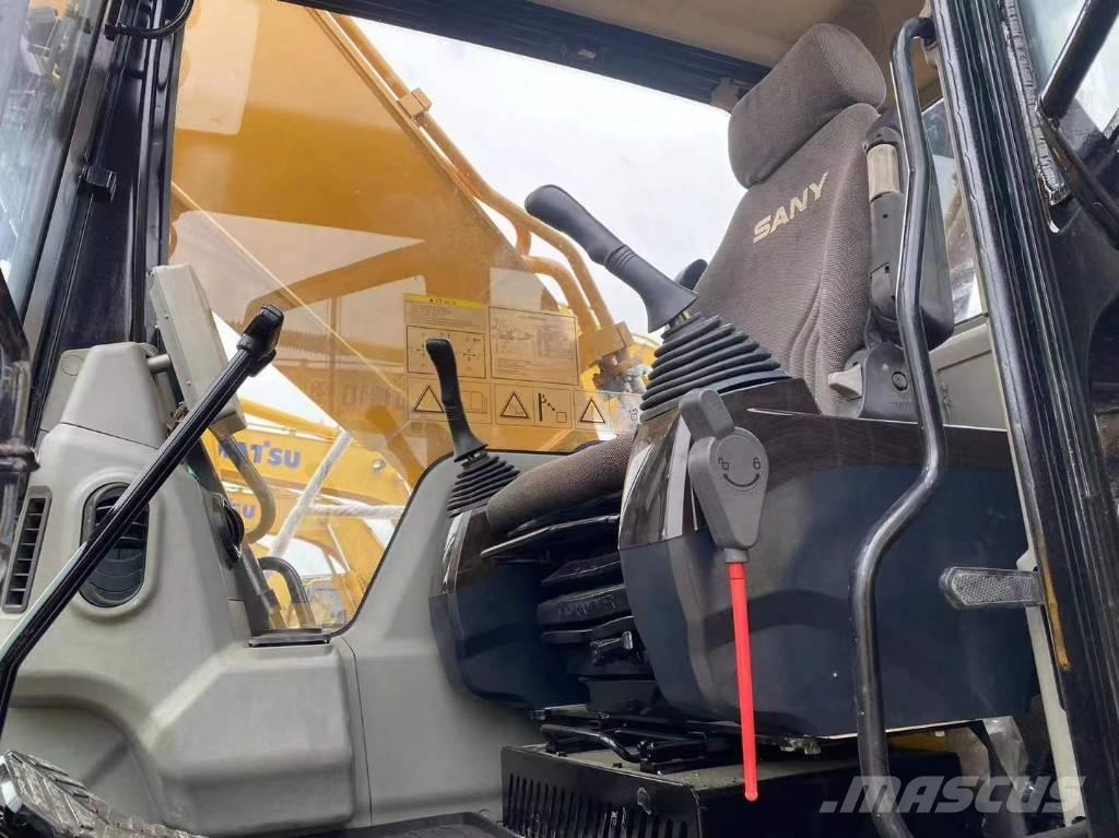 Sany SY 205 C حفارات زحافة