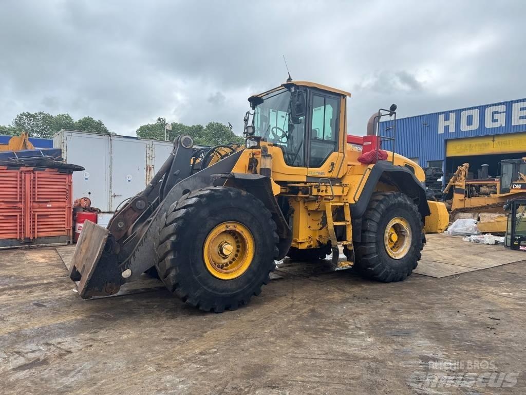 Volvo L 180 G لوادر بعجل