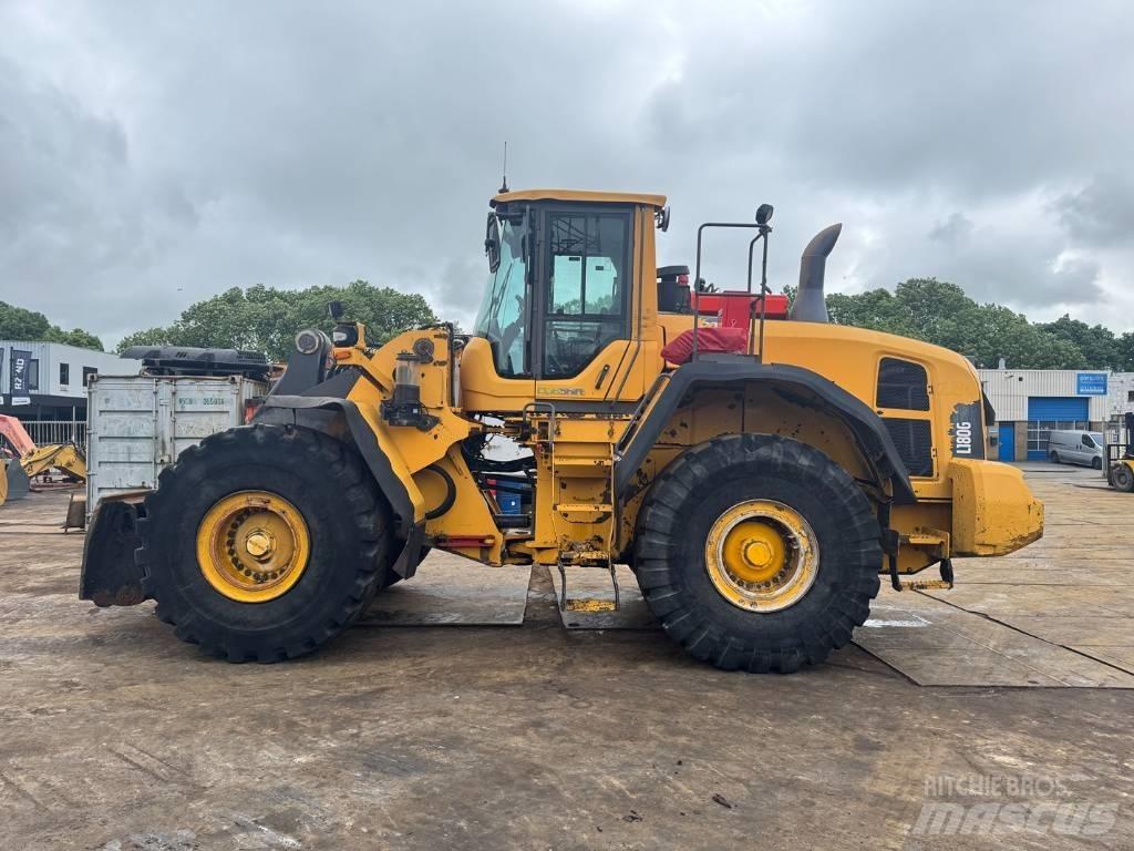 Volvo L 180 G لوادر بعجل