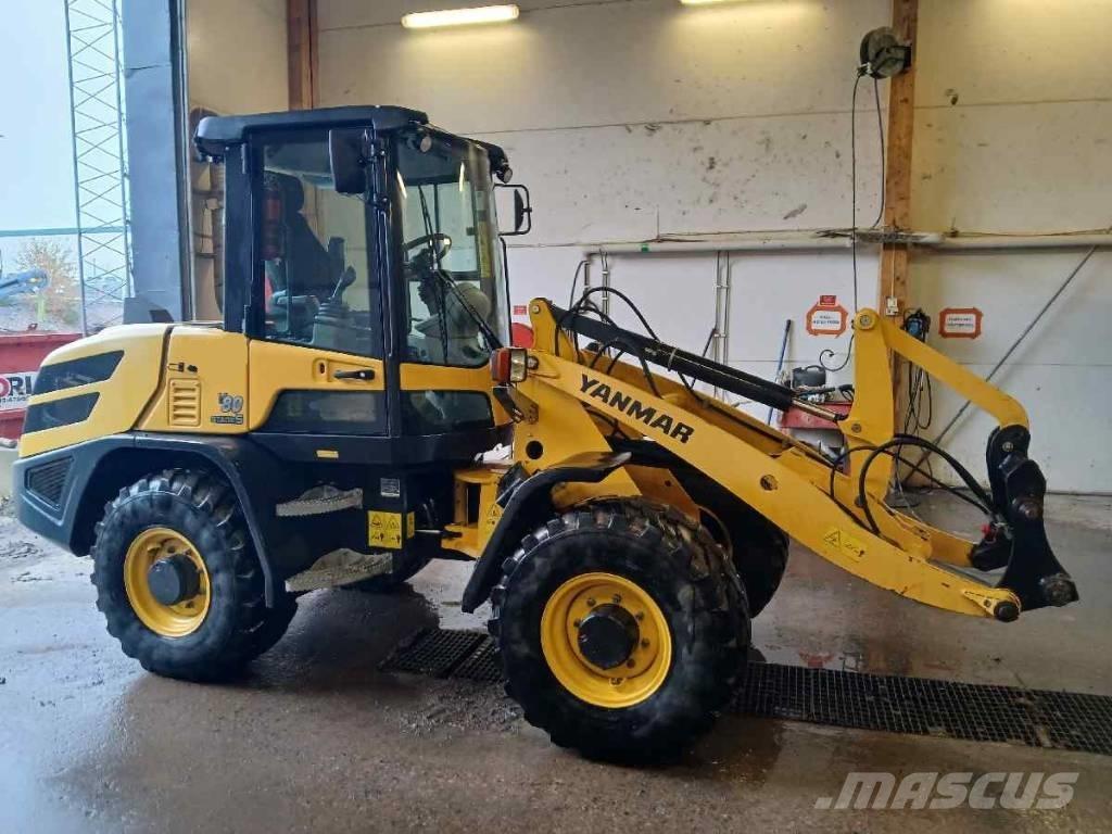 Yanmar V80-5 لوادر انزلاقية التوجيه