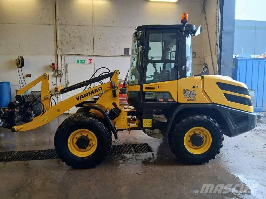 Yanmar V80-5 لوادر انزلاقية التوجيه