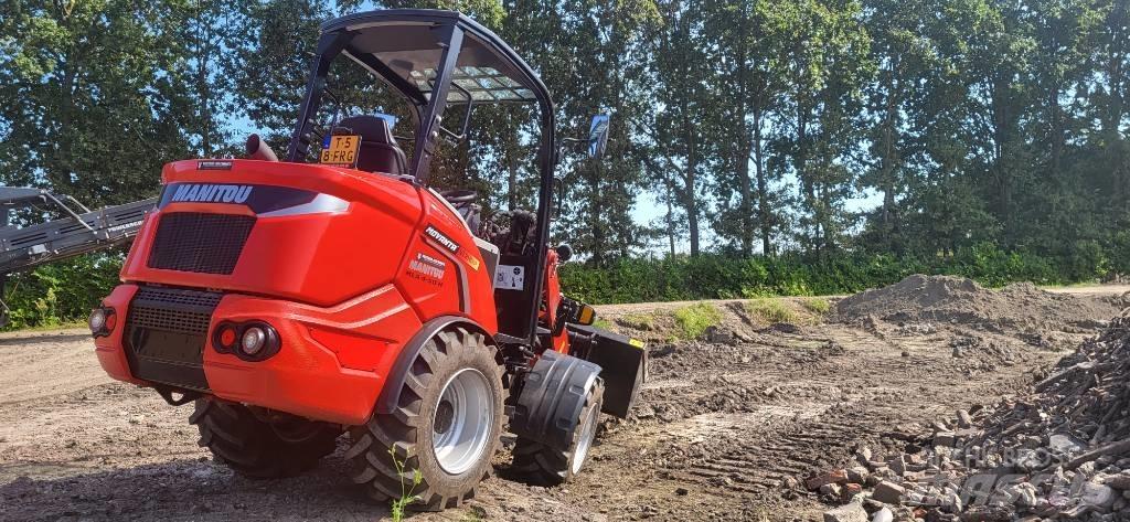 Manitou MLA 4-50 H لوادر بعجل