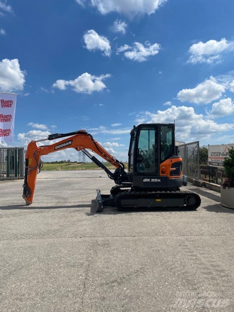 Doosan DX55r حفارات صغيرة أقل من 7 طن (حفارات صغيرة)