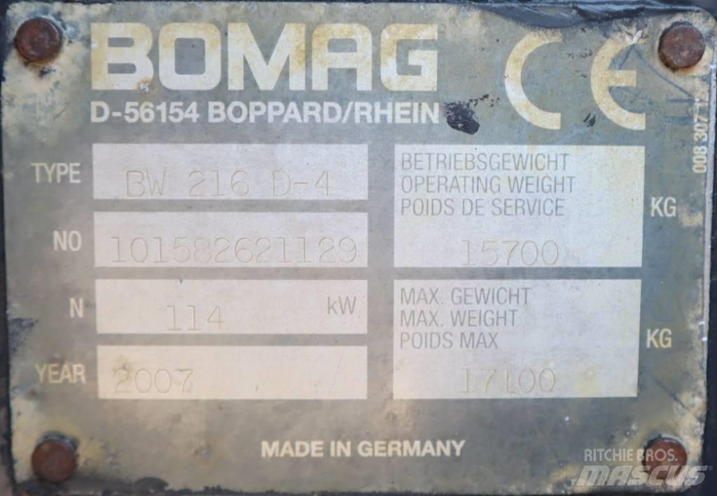 Bomag BW 216 D-4 ضاغطات التربة