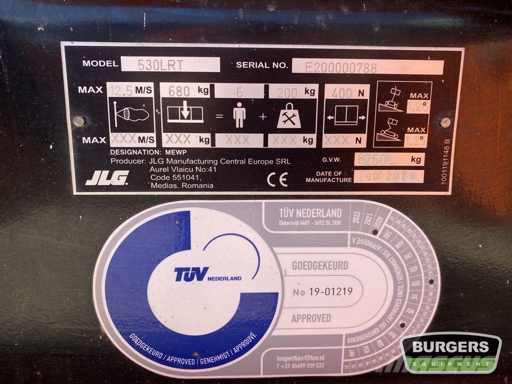 JLG 530LRT رافعات مقصية الشكل