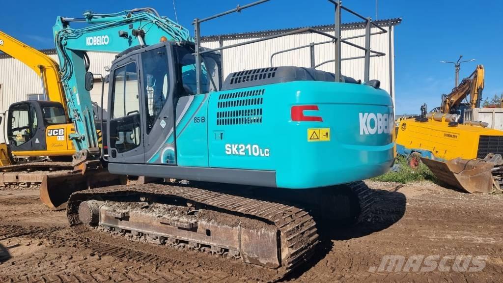 Kobelco SK 210 LC-10 حفارات زحافة
