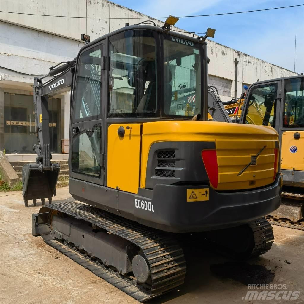 Volvo EC60 حفارات صغيرة أقل من 7 طن (حفارات صغيرة)