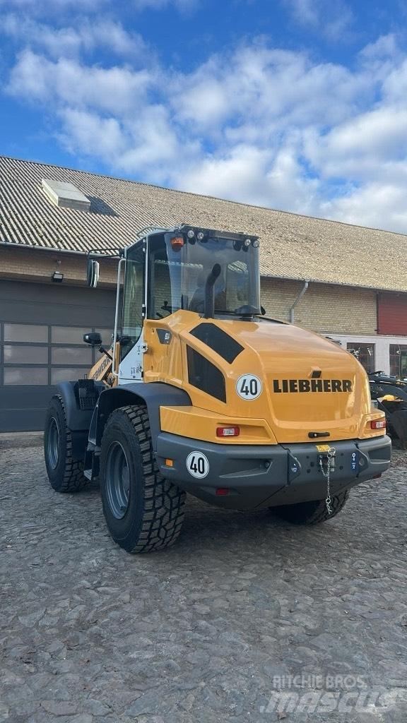 Liebherr L 514 لوادر بعجل