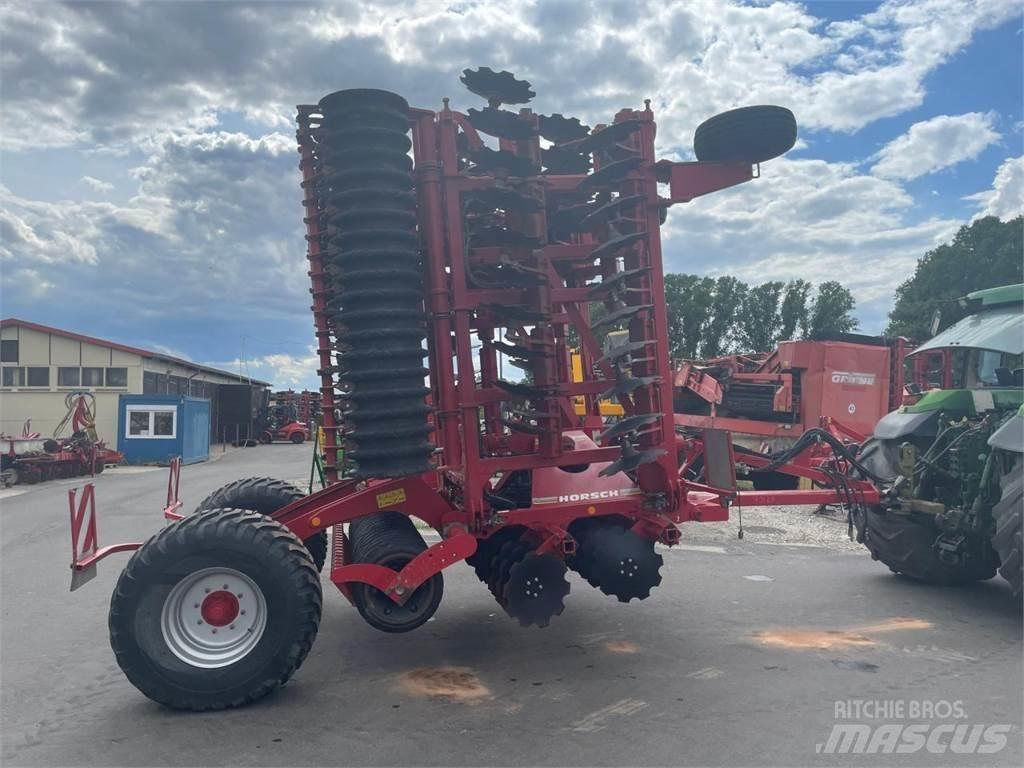 Horsch Joker 10RT زحافات ساحقة