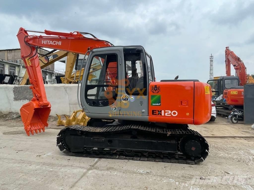 Hitachi EX 120 حفارات زحافة