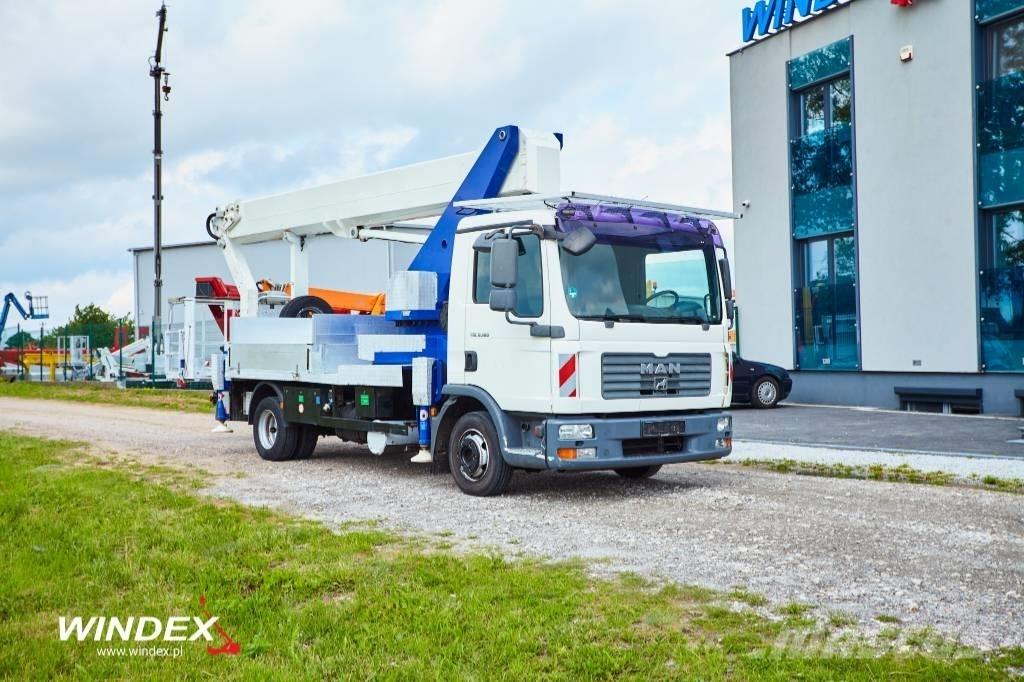 Wumag WT 300 المنصات الهوائية المثبتة على شاحنة