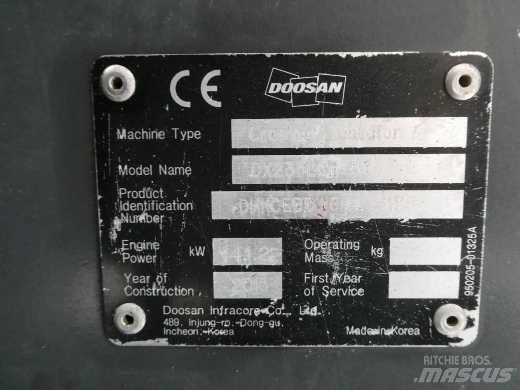 Doosan DX 235 LCR-5 حفارات زحافة