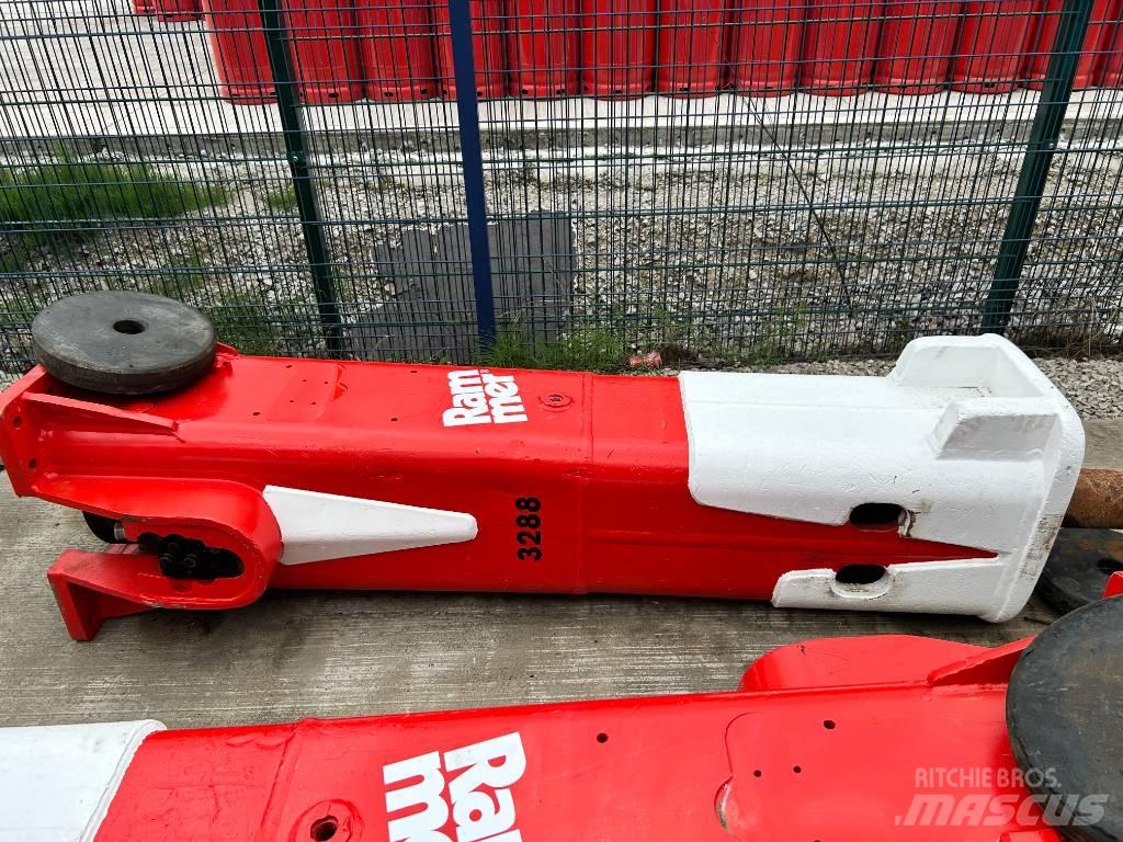 Rammer BR3288 مطارق / كسارات