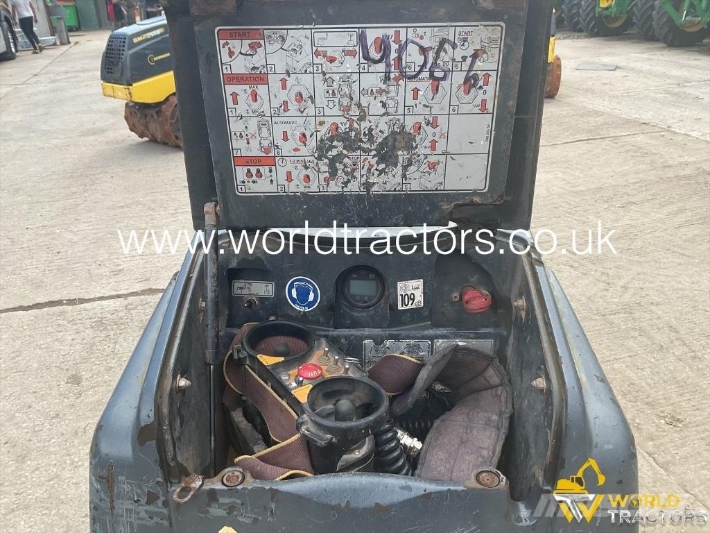 Bomag BMP 8500 دكاكات أفقية