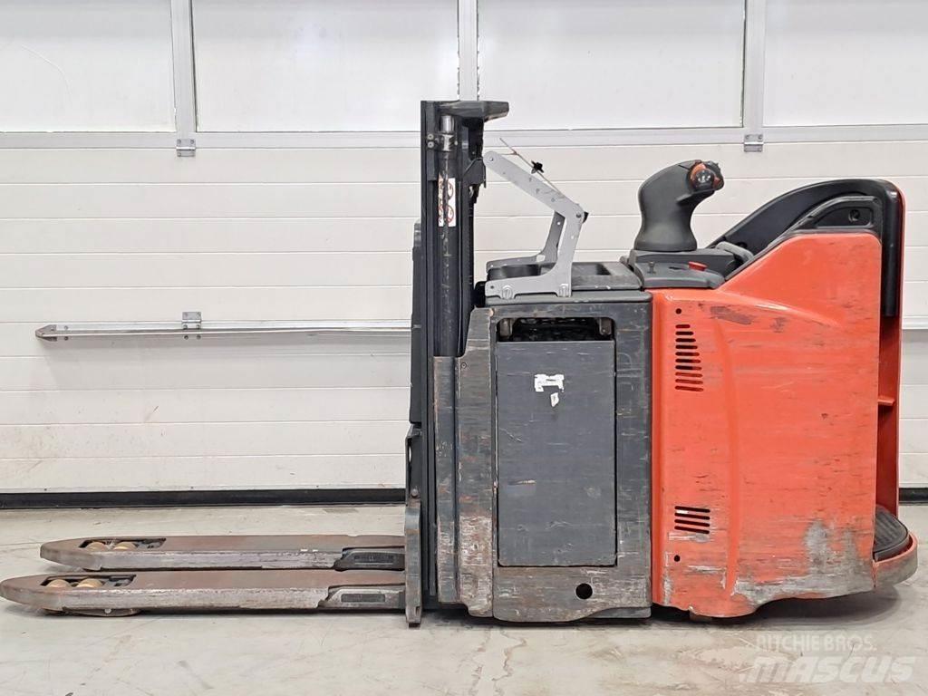 Linde L12LHPSP معدات التكديس الجوالة