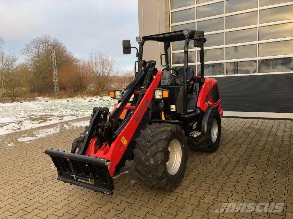 Manitou MLA 5-50 H ماكينات زراعية أخرى