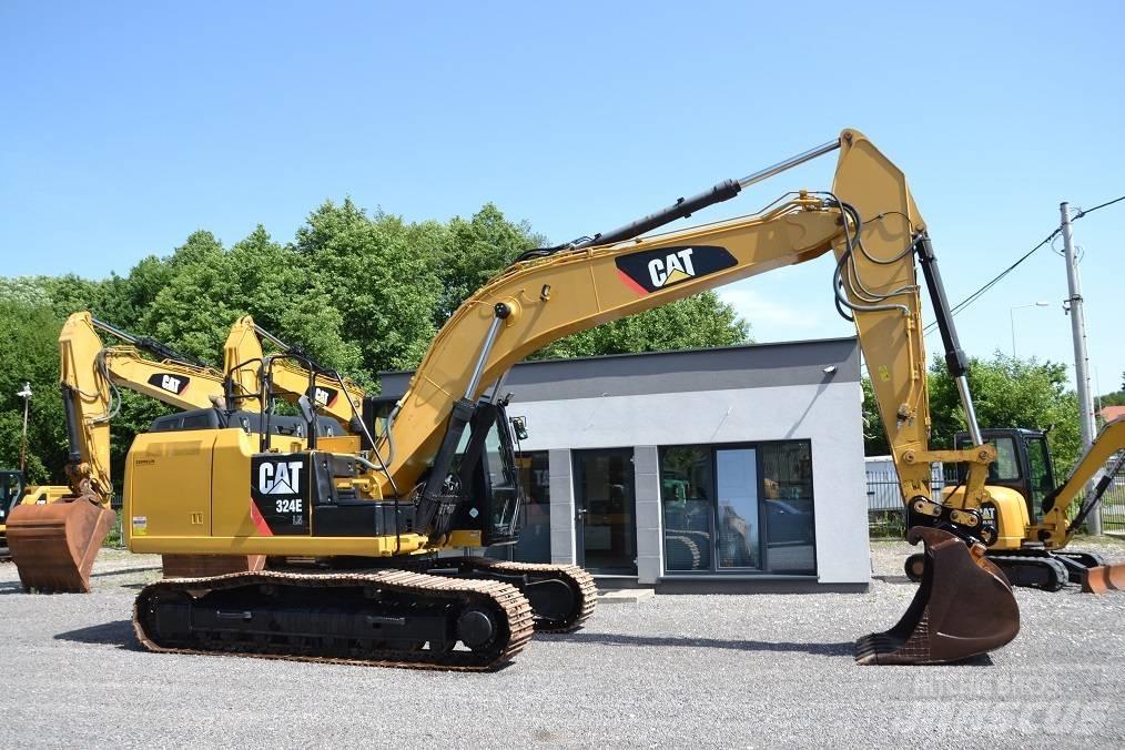 CAT 324 E LN حفارات زحافة