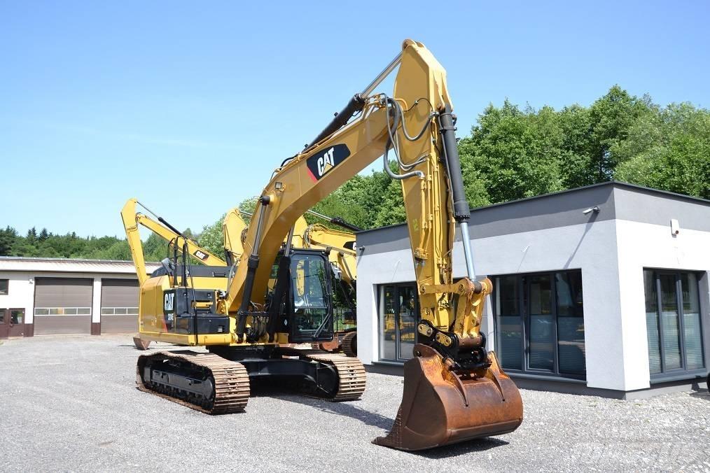 CAT 324 E LN حفارات زحافة