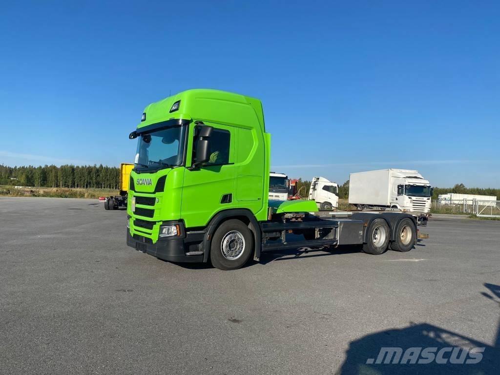 Scania R500 شاحنات بمقصورة وهيكل