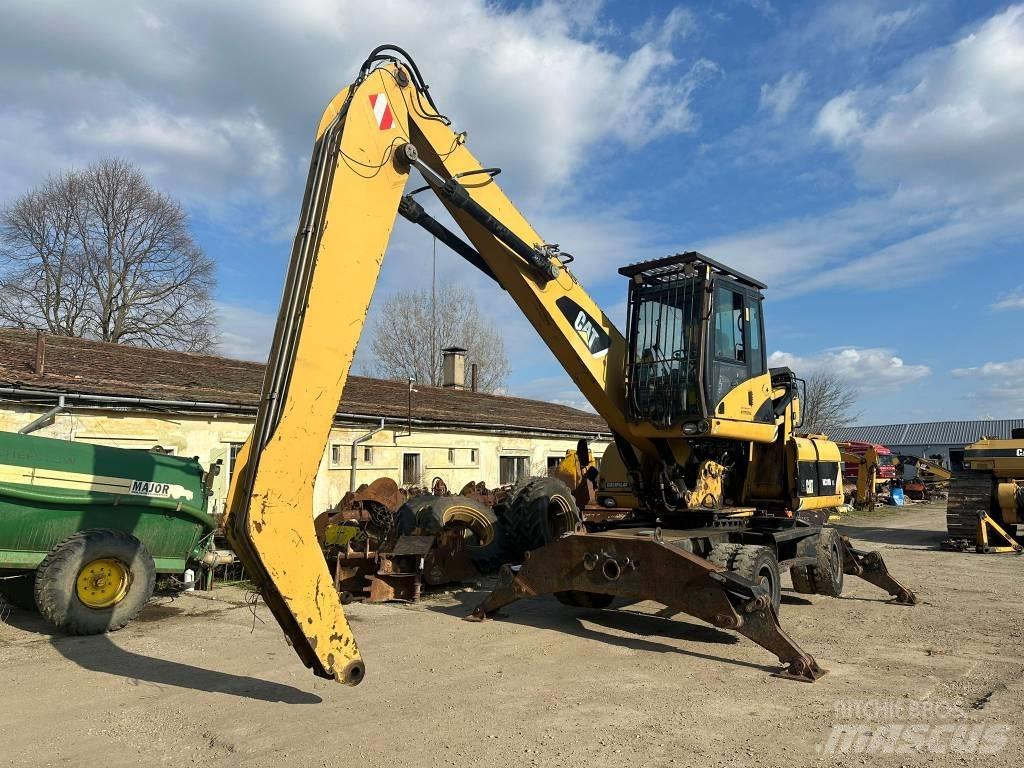 CAT M 318 D MH مناولات المخلفات / مناولات صناعية