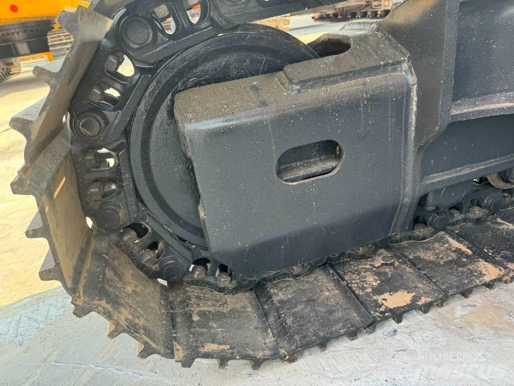 Doosan DX 225 LCA حفارات زحافة