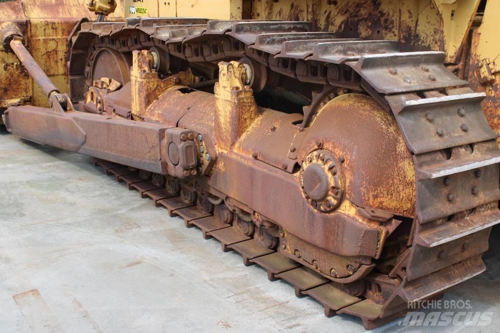 CAT D 9 H بلدوزرات مجنزرة