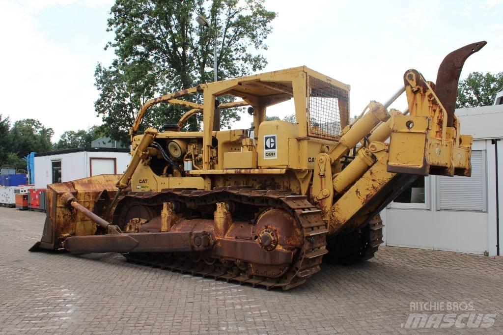 CAT D 9 H بلدوزرات مجنزرة