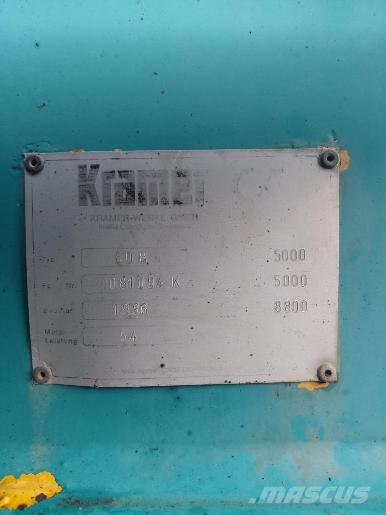 Kramer 808 حفارات بعجل