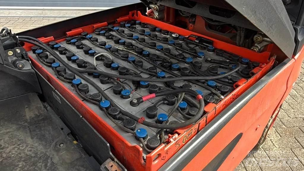 Linde E25L-01 شاحنات ذات رافعات شوكية - أخرى