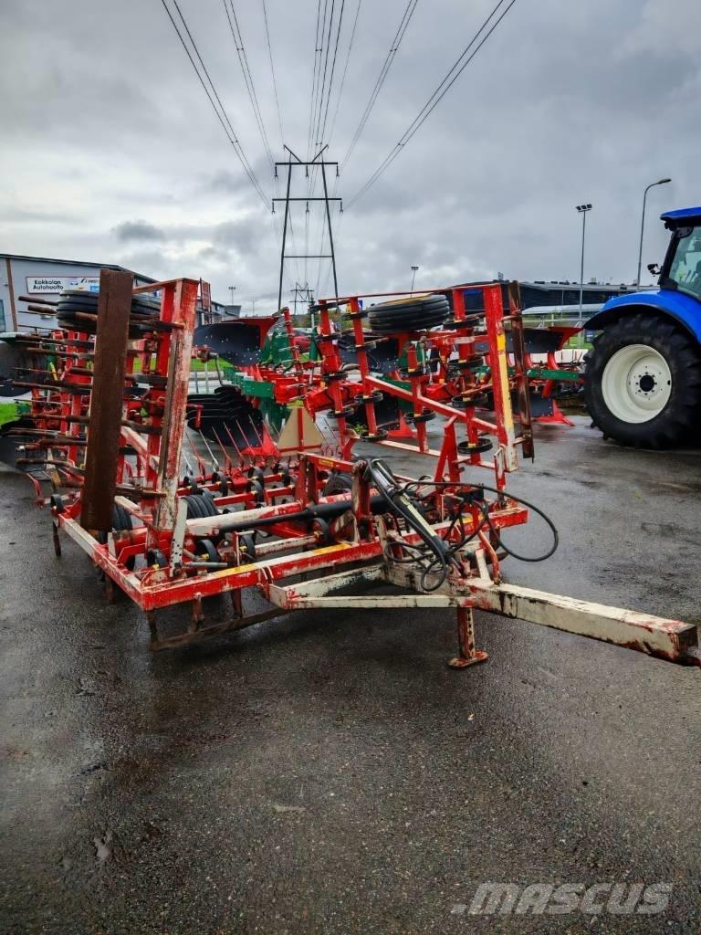 Väderstad NZ 500 كاسحات