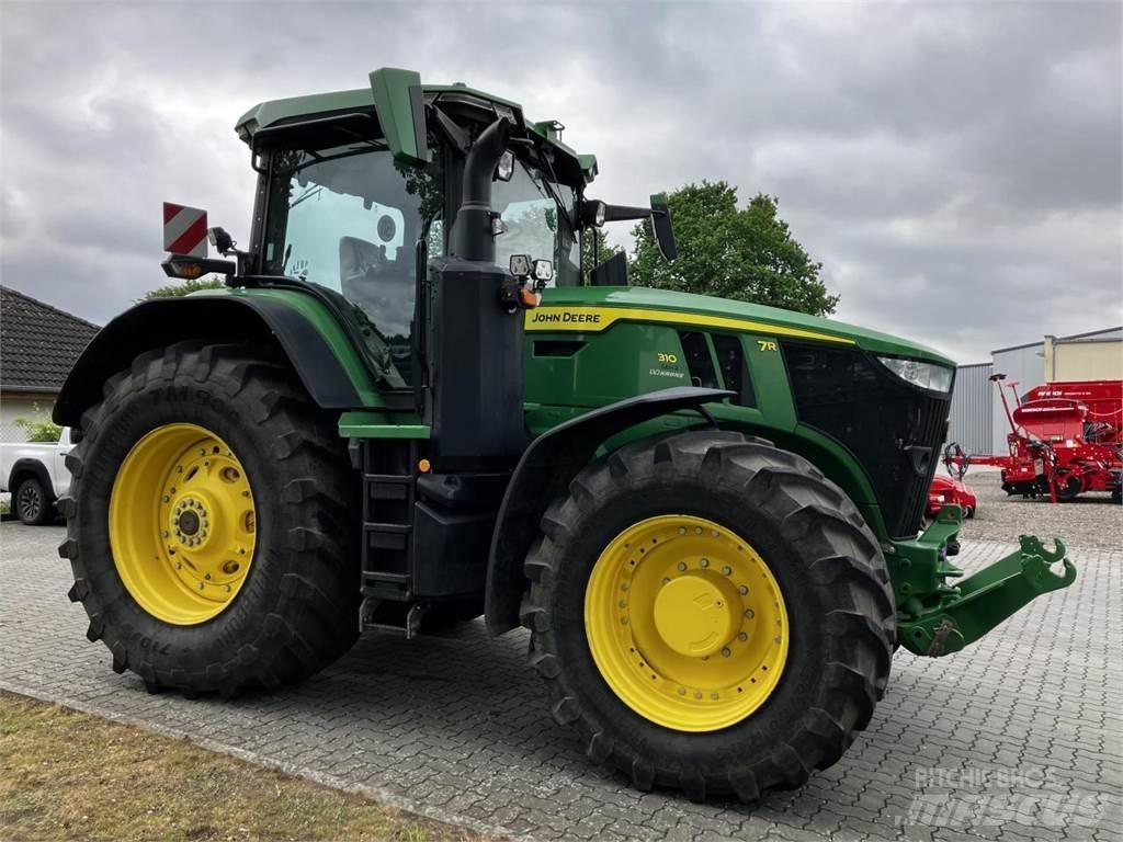 John Deere 7R 310 الجرارات
