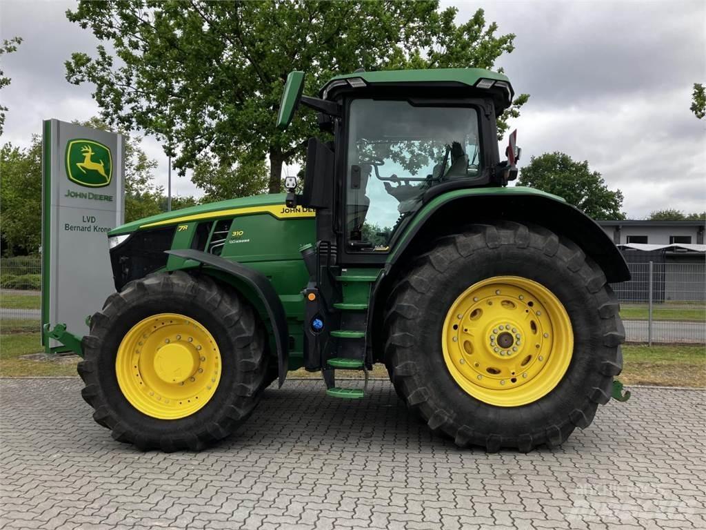 John Deere 7R 310 الجرارات