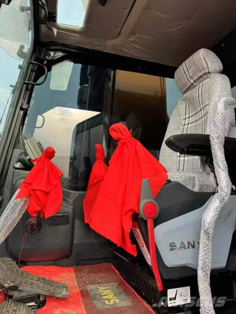 Sany SY 235 H حفارات زحافة