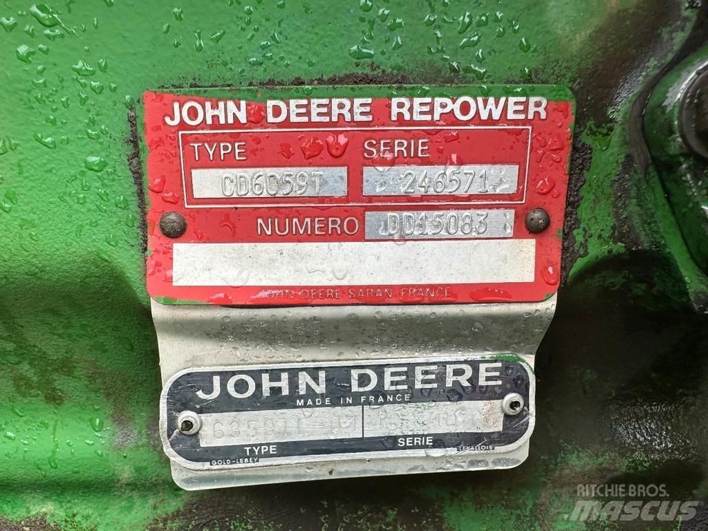 John Deere 4040 الجرارات