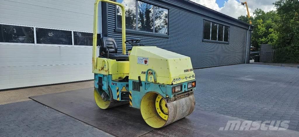 Ammann AV 12 مداحل متنوعة