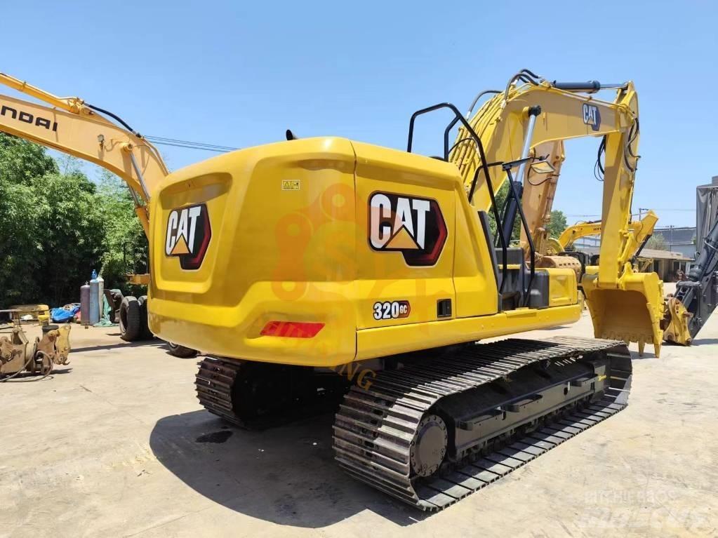 CAT 320 GC حفارات زحافة