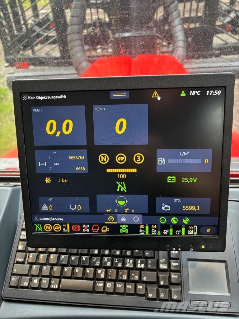 Komatsu 875 شاحنات