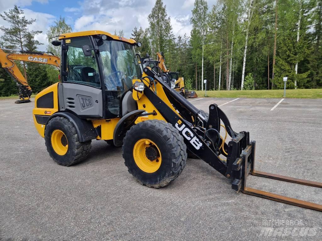 JCB 406 T4 لوادر بعجل