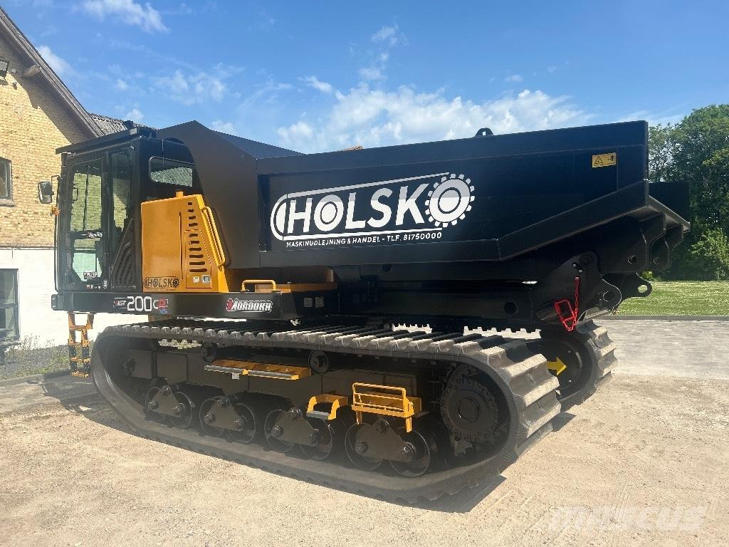 Morooka MST 200 CR عربات نقل قلابة مجنزرة