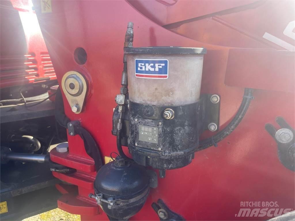 Schäffer 9640 T لوادر بعجل