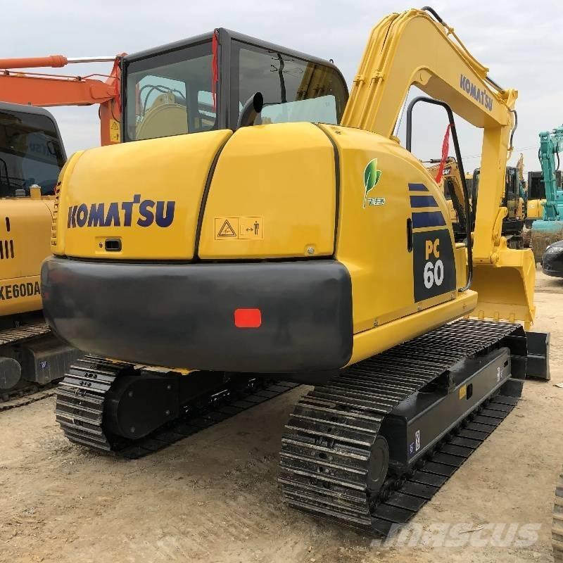 Komatsu PC 60 حفارات زحافة