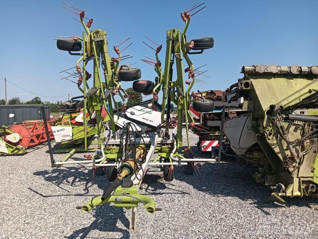 CLAAS Volto 900 T مكابس وميبسات التبن