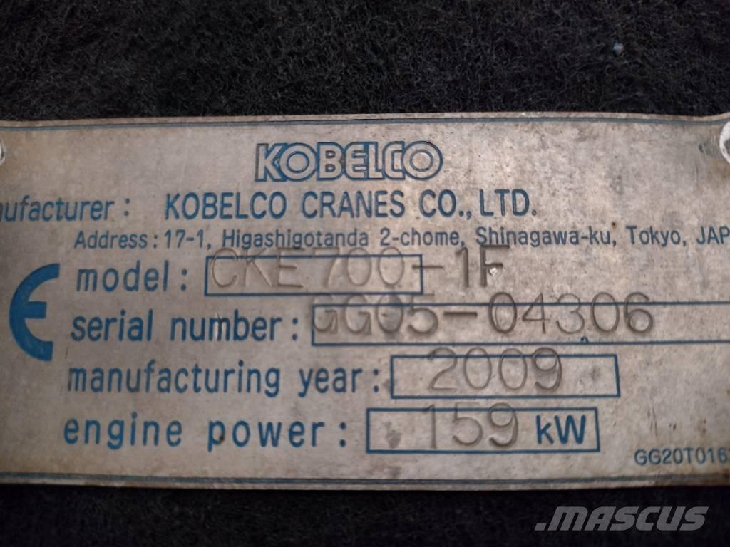 Kobelco CKE700-1F رافعات مجنزرة